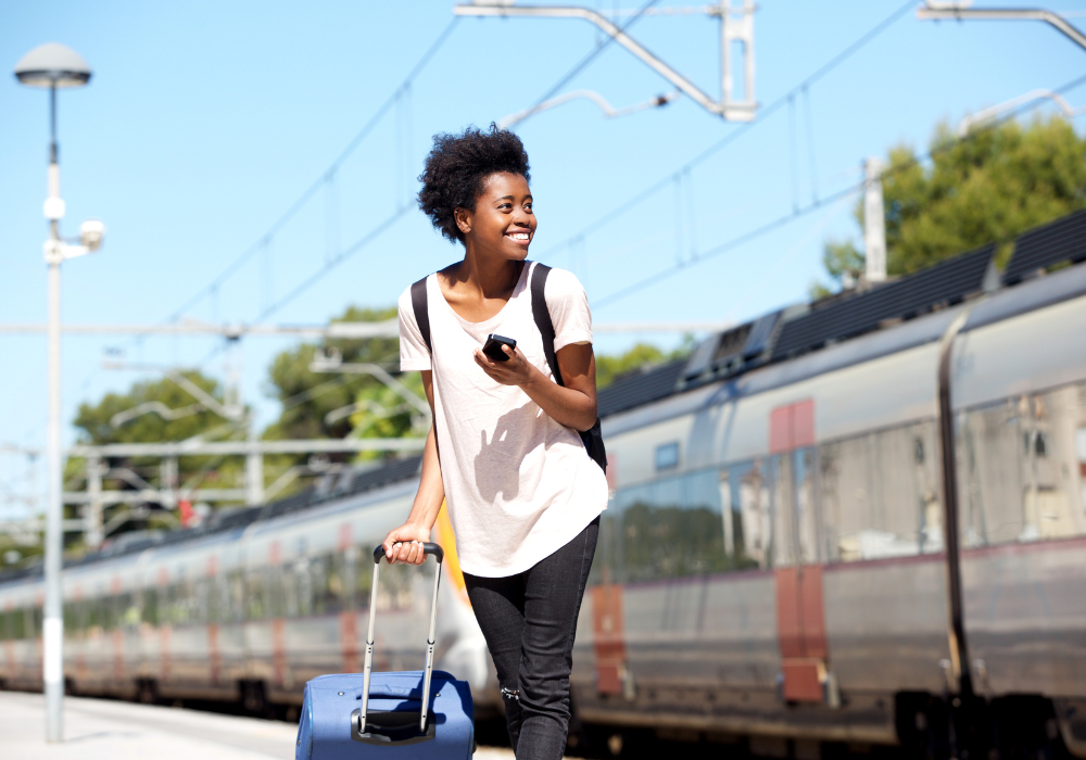student-deboarding-train-gallery Student getting off train in study abroad location