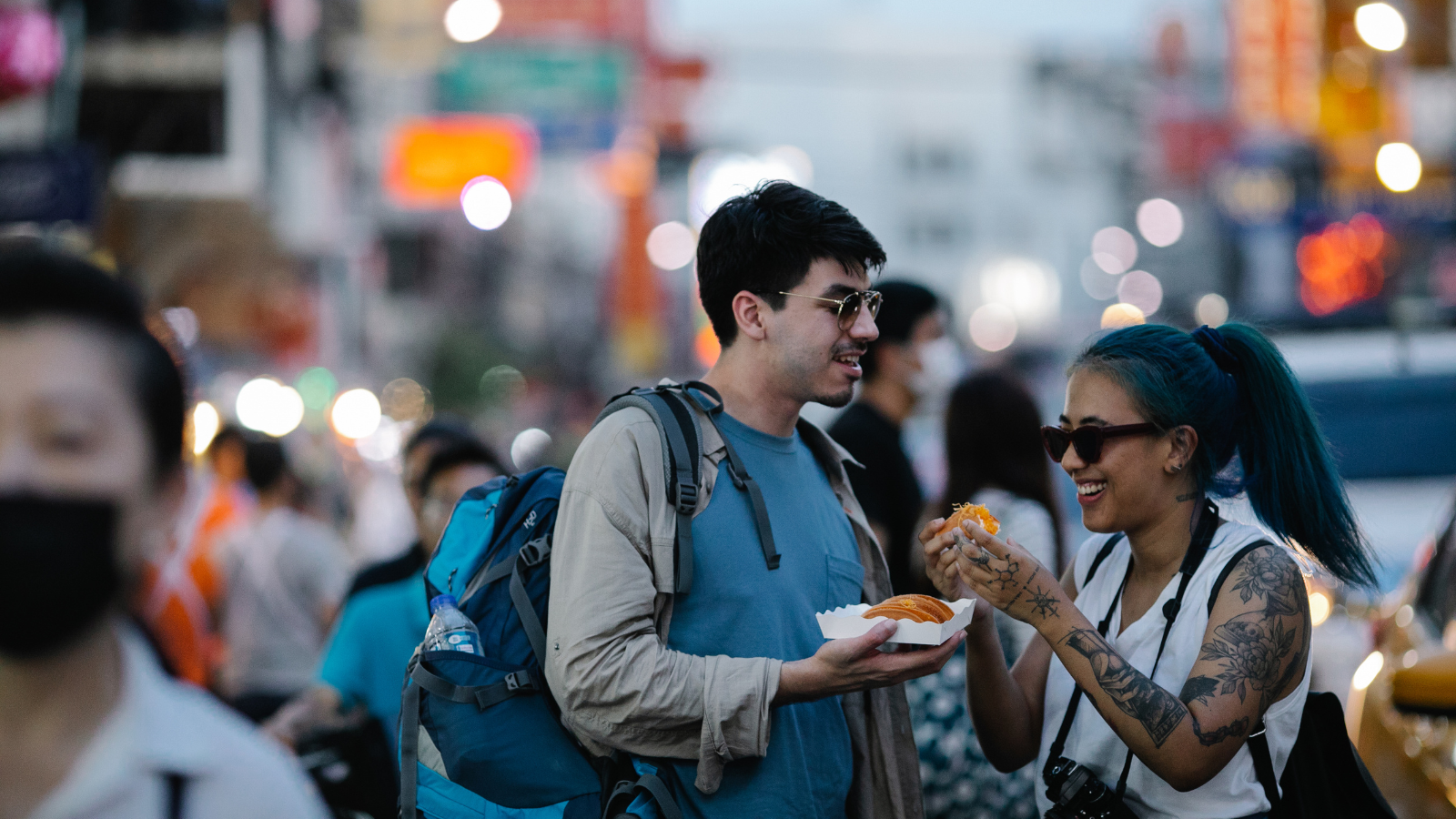 Save Money While Studying Abroad: Tips for Eating on a Budget