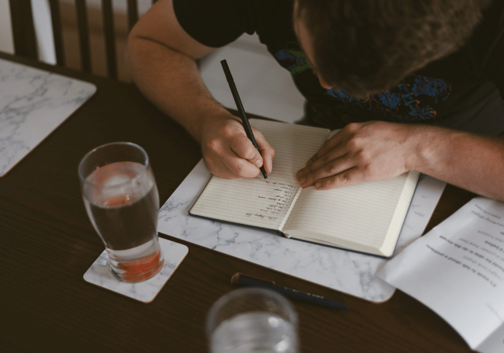 journal-carousel-5 Learn to journal your study abroad experience